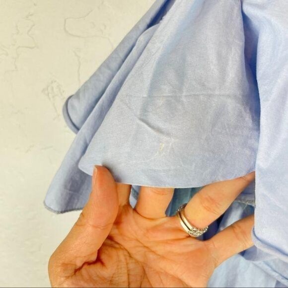 La Garconne‎ Moderne Tiered Ruffle Off-The-Shoulder Blouse Light Blue Layered - Picture 6 of 7